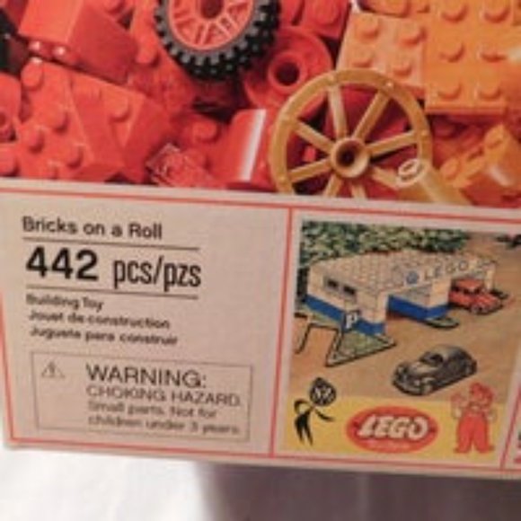 LEGO Classic Bricks Limited Edition 60th Year - Picture 2 of 6